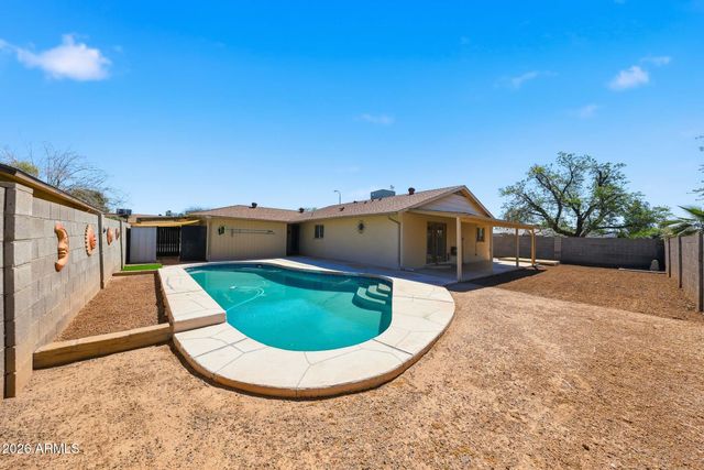 8432 N 56TH Avenue, Glendale, AZ 85302