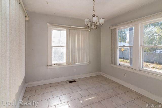 6361 Devereaux Street, Detroit, MI 48210