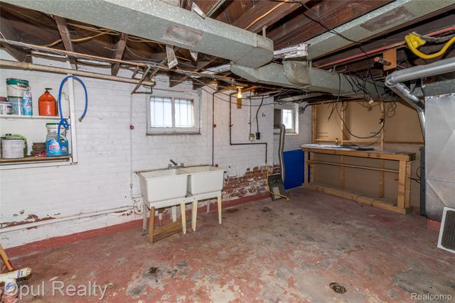 6361 Devereaux Street, Detroit, MI 48210