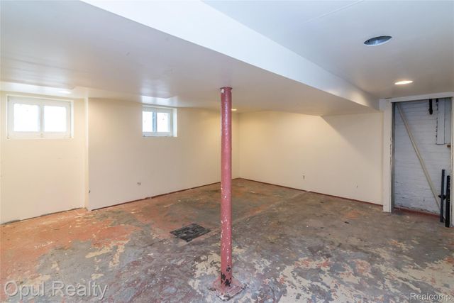 6361 Devereaux Street, Detroit, MI 48210