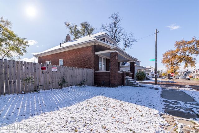 6361 Devereaux Street, Detroit, MI 48210