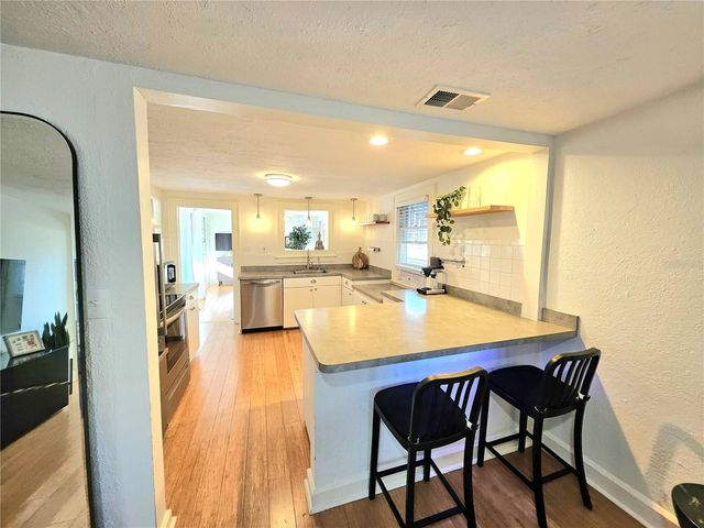 3611 4TH AVENUE N, St Petersburg, FL 33713