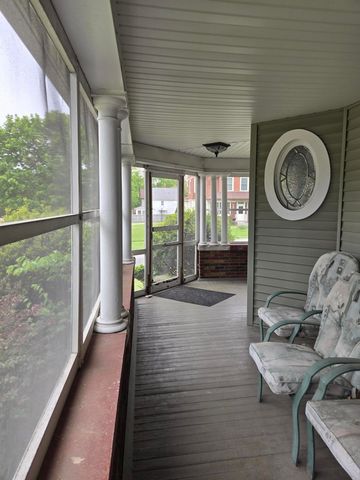 202 G Street, La Porte, IN 46350
