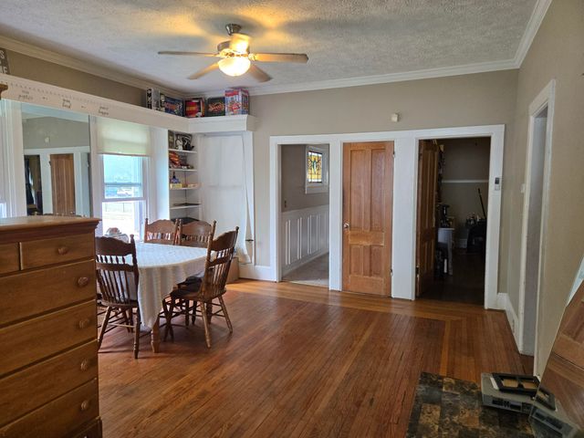 202 G Street, La Porte, IN 46350