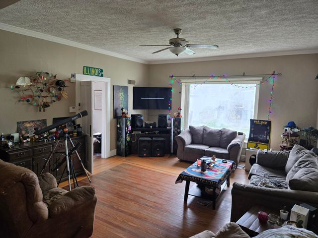 202 G Street, La Porte, IN 46350