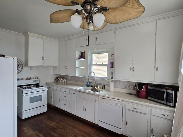 202 G Street, La Porte, IN 46350