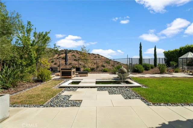 24347 W Stone Bend, West Hills, CA 91304