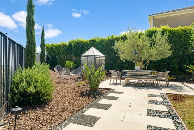 24347 W Stone Bend, West Hills, CA 91304