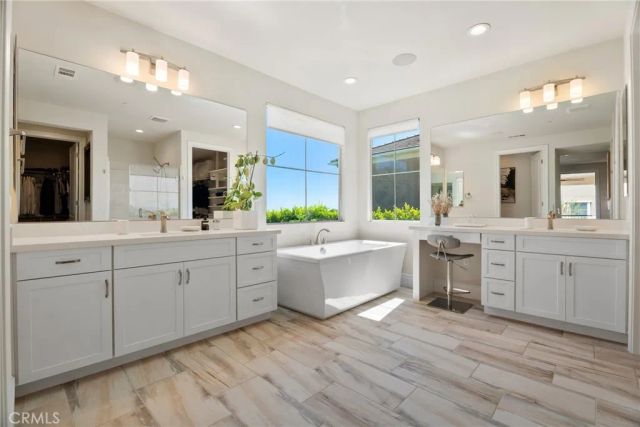 24347 W Stone Bend, West Hills, CA 91304