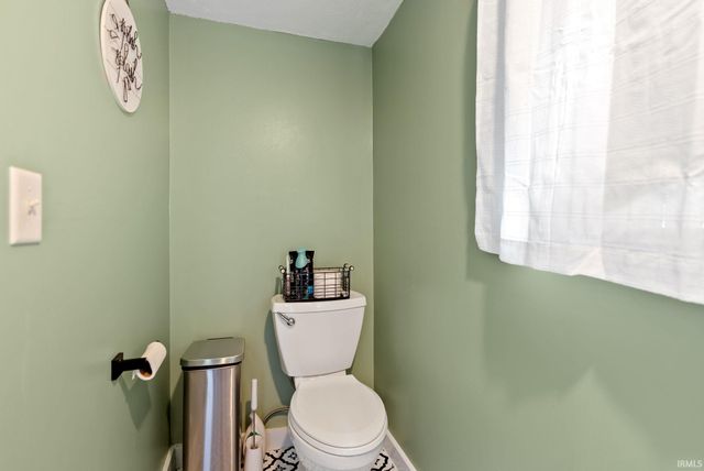 203 W Berry Street, Middlebury, IN 46540