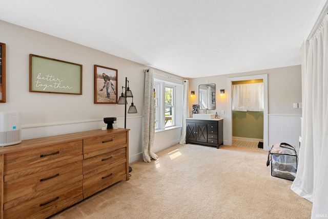 203 W Berry Street, Middlebury, IN 46540