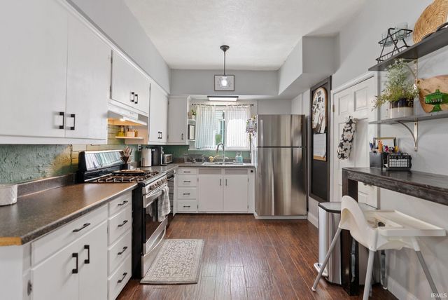 203 W Berry Street, Middlebury, IN 46540