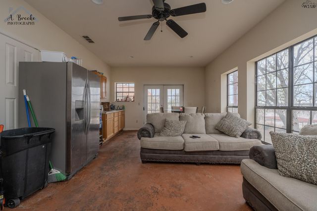 1821 S LAKE ROAD, Holliday, TX 76366