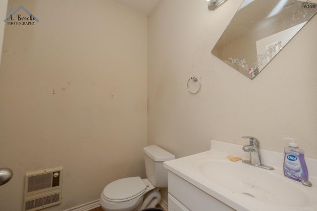 1821 S LAKE ROAD, Holliday, TX 76366