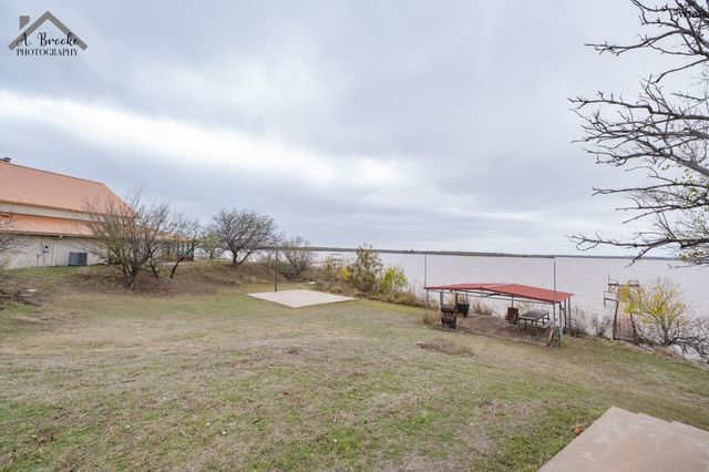 1821 S LAKE ROAD, Holliday, TX 76366