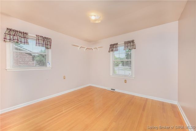 133 Edgemont Drive, New Albany, IN 47150