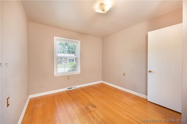 133 Edgemont Drive, New Albany, IN 47150