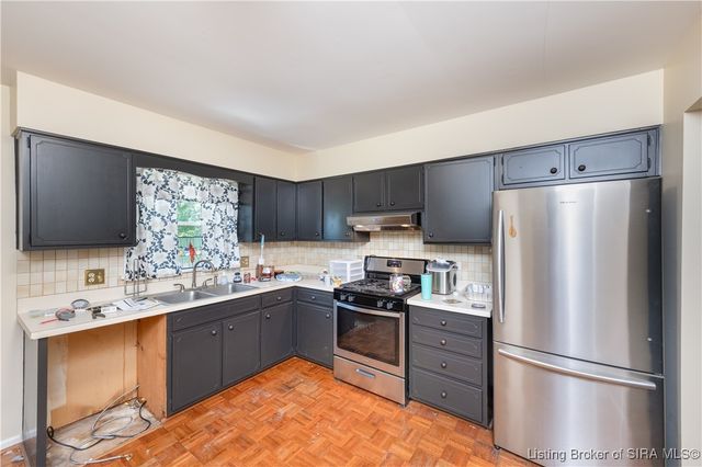 133 Edgemont Drive, New Albany, IN 47150