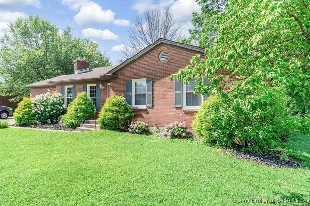 133 Edgemont Drive, New Albany, IN 47150