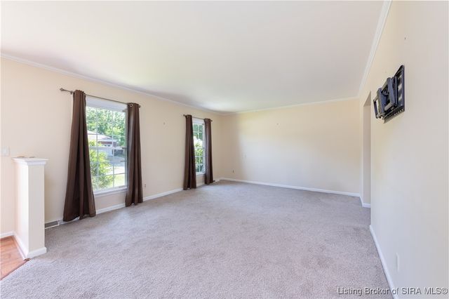 133 Edgemont Drive, New Albany, IN 47150