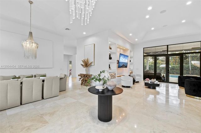 12000 NW 11th St, Plantation, FL 33323