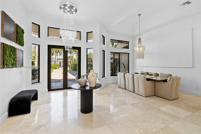 12000 NW 11th St, Plantation, FL 33323