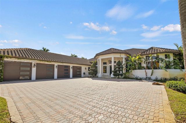 12000 NW 11th St, Plantation, FL 33323