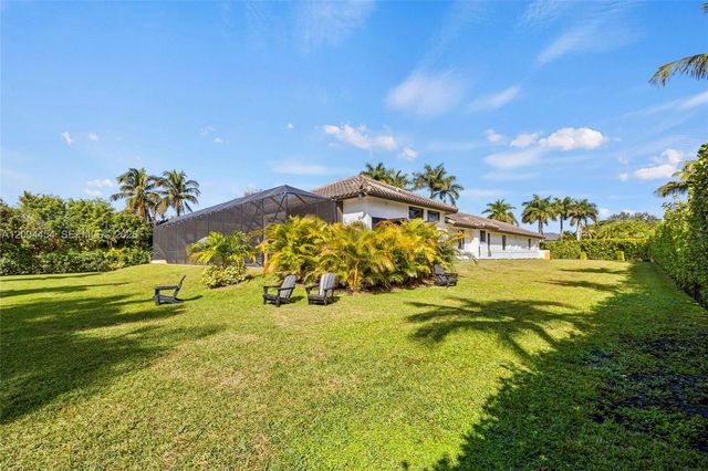 12000 NW 11th St, Plantation, FL 33323