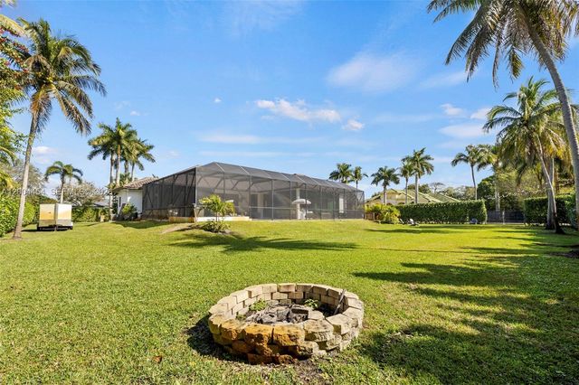 12000 NW 11th St, Plantation, FL 33323