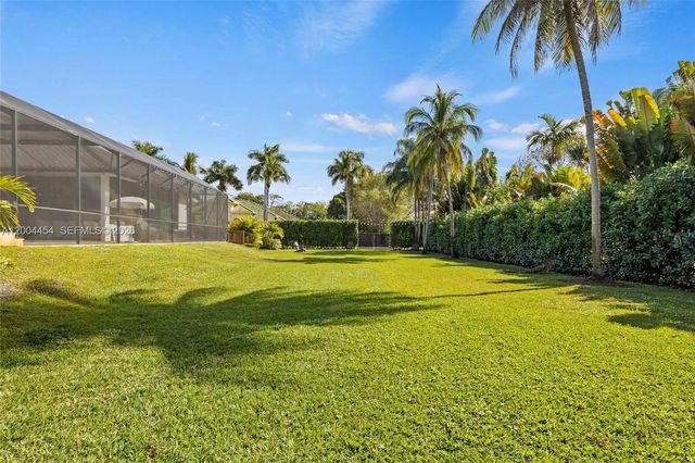 12000 NW 11th St, Plantation, FL 33323