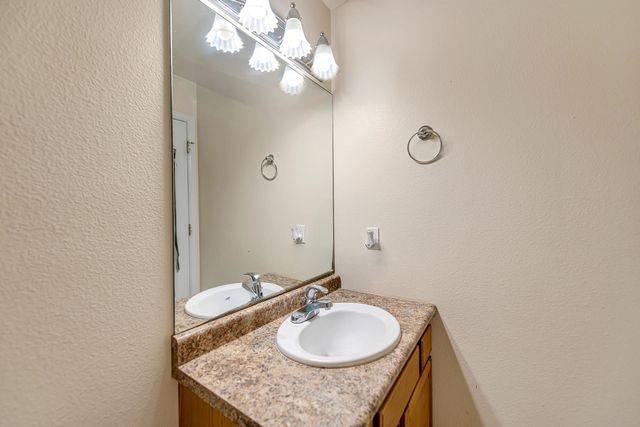 3015 Oakwood Drive, Grand Junction, CO 81504