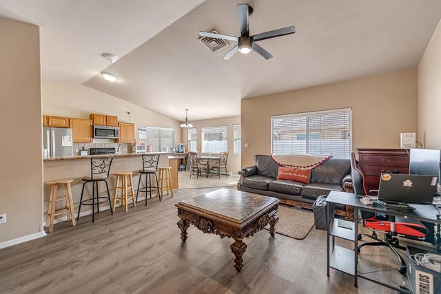 3015 Oakwood Drive, Grand Junction, CO 81504