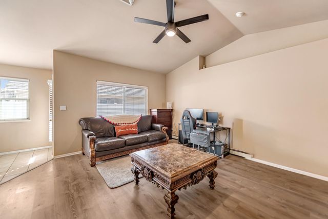 3015 Oakwood Drive, Grand Junction, CO 81504