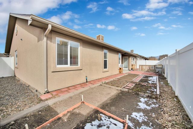 3015 Oakwood Drive, Grand Junction, CO 81504
