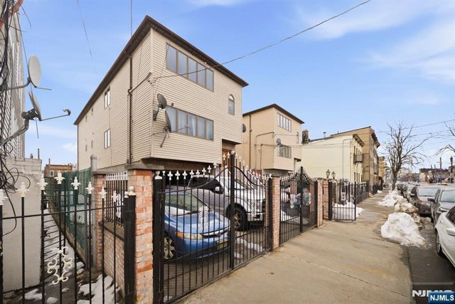 597 5th Street, Newark, NJ 07107