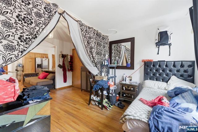 597 5th Street, Newark, NJ 07107