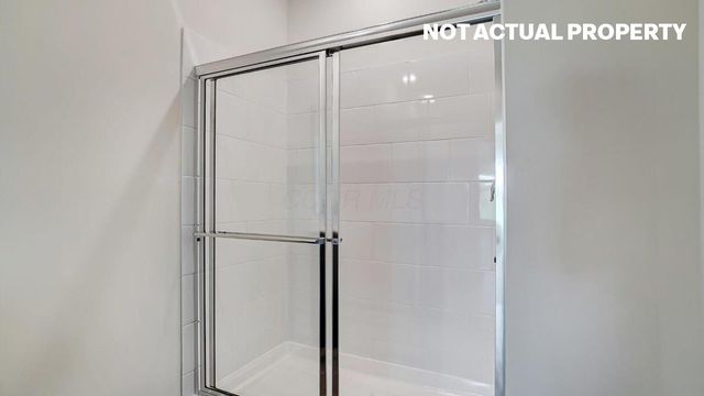 128 Vine Grove Drive, Circleville, OH 43113