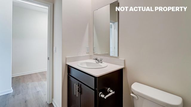 128 Vine Grove Drive, Circleville, OH 43113