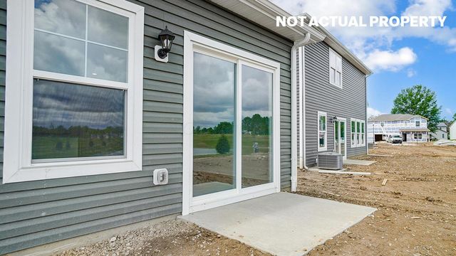 128 Vine Grove Drive, Circleville, OH 43113