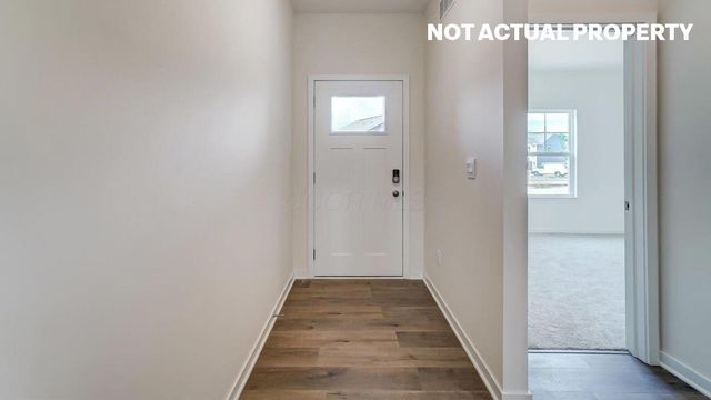 128 Vine Grove Drive, Circleville, OH 43113