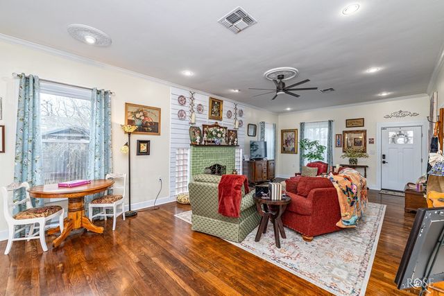 223 S Jefferson Street, San Angelo, TX 76901