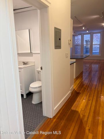 302 Wall Street 2nd Fl, Kingston, NY 12401