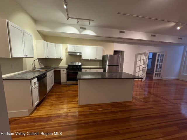 302 Wall Street 2nd Fl, Kingston, NY 12401