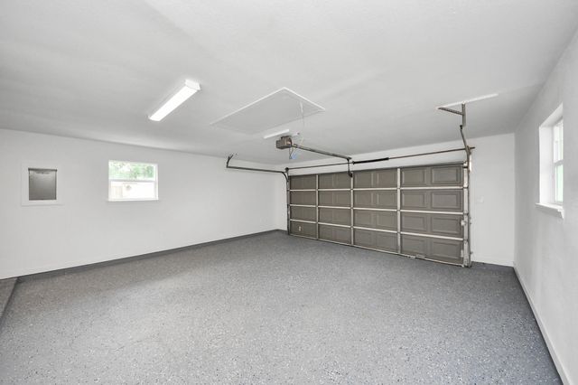 1007 Lindenwood Drive, Baytown, TX 77520