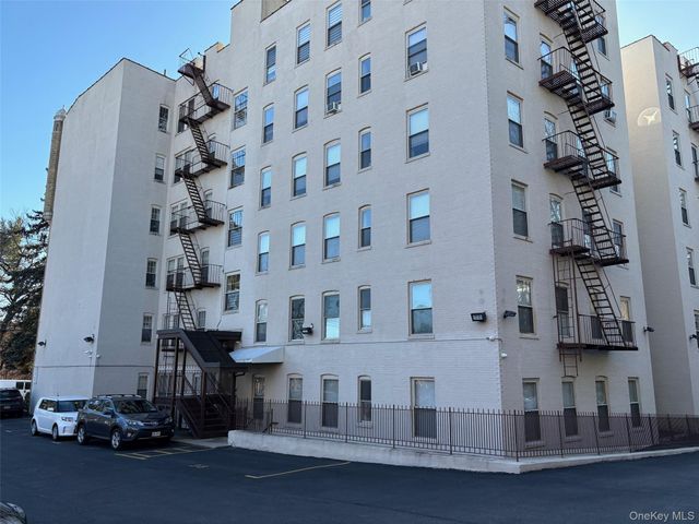 85 Bronx River Road Road 3S, Yonkers, NY 10704