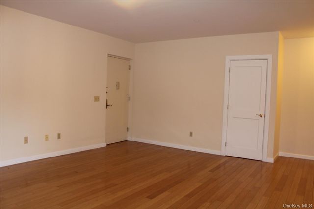 85 Bronx River Road Road 3S, Yonkers, NY 10704