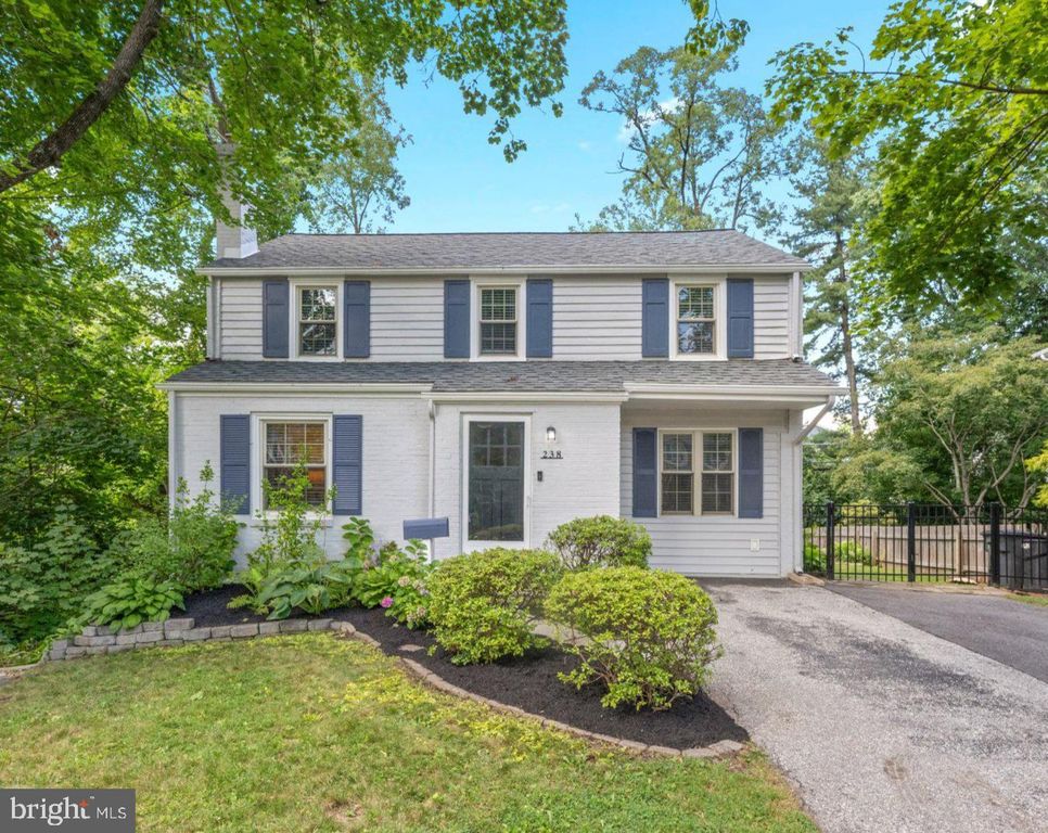 238 BARCLADEN CIR, BRYN MAWR, PA 19010 — exterior
