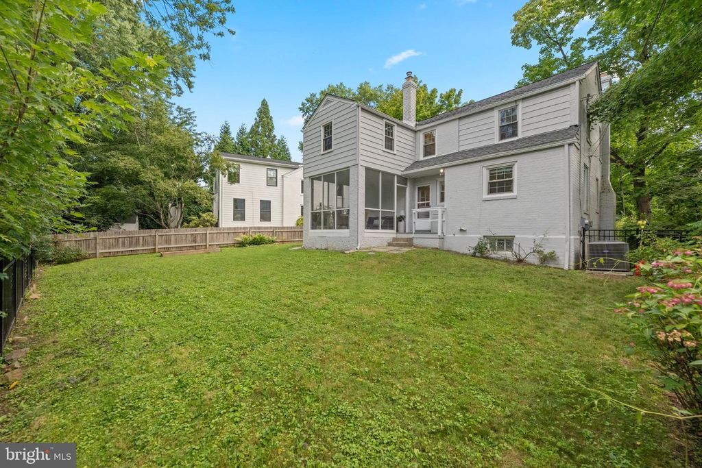 238 BARCLADEN CIR, BRYN MAWR, PA 19010 — photo 4
