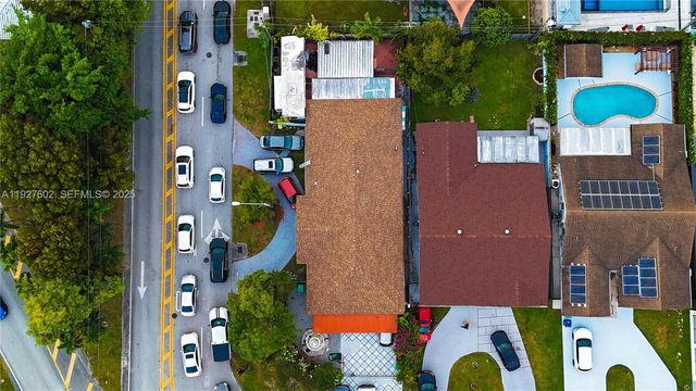 598 SW 121st Ave, Miami, FL 33184