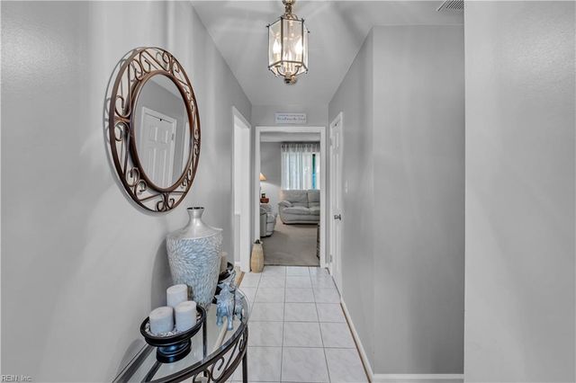 443 Putney LN, Newport News, VA 23602